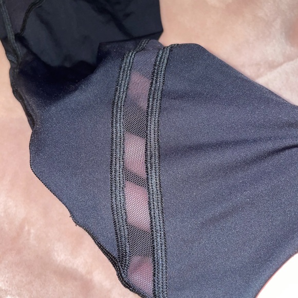 lululemon cropped leggings - Picture 4 of 7